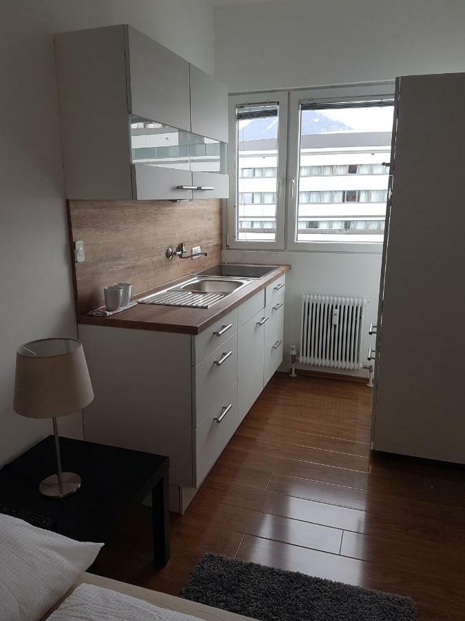 Appartement Sunny Studio For Two! à Salzbourg Extérieur photo